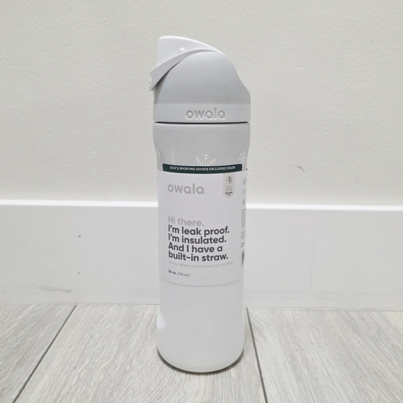 Owala FreeSip 24oz Stainless Steel Water Bottle Special Edition Snowed In